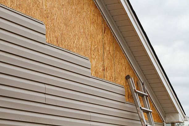Professional Fiber Cement Siding technician working in Gambrills, MD